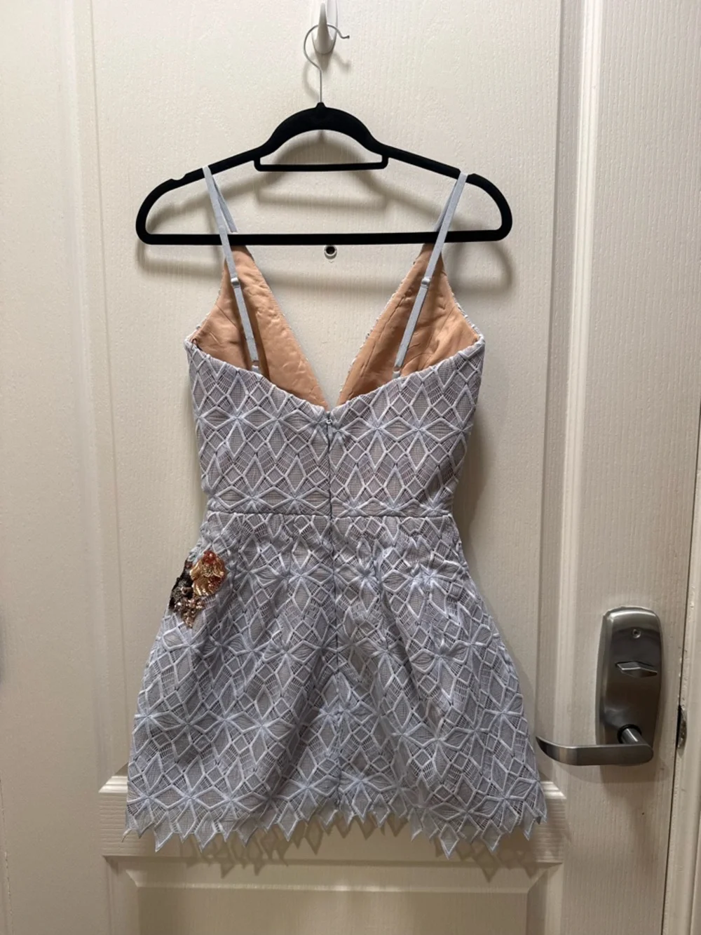 Helsi Chloe Sequin Lace Sleeveless Minidress in Blue floral lace Size XS NWT - Picture 3 of 4